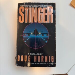 Stinger by Doug Hornig Paperback